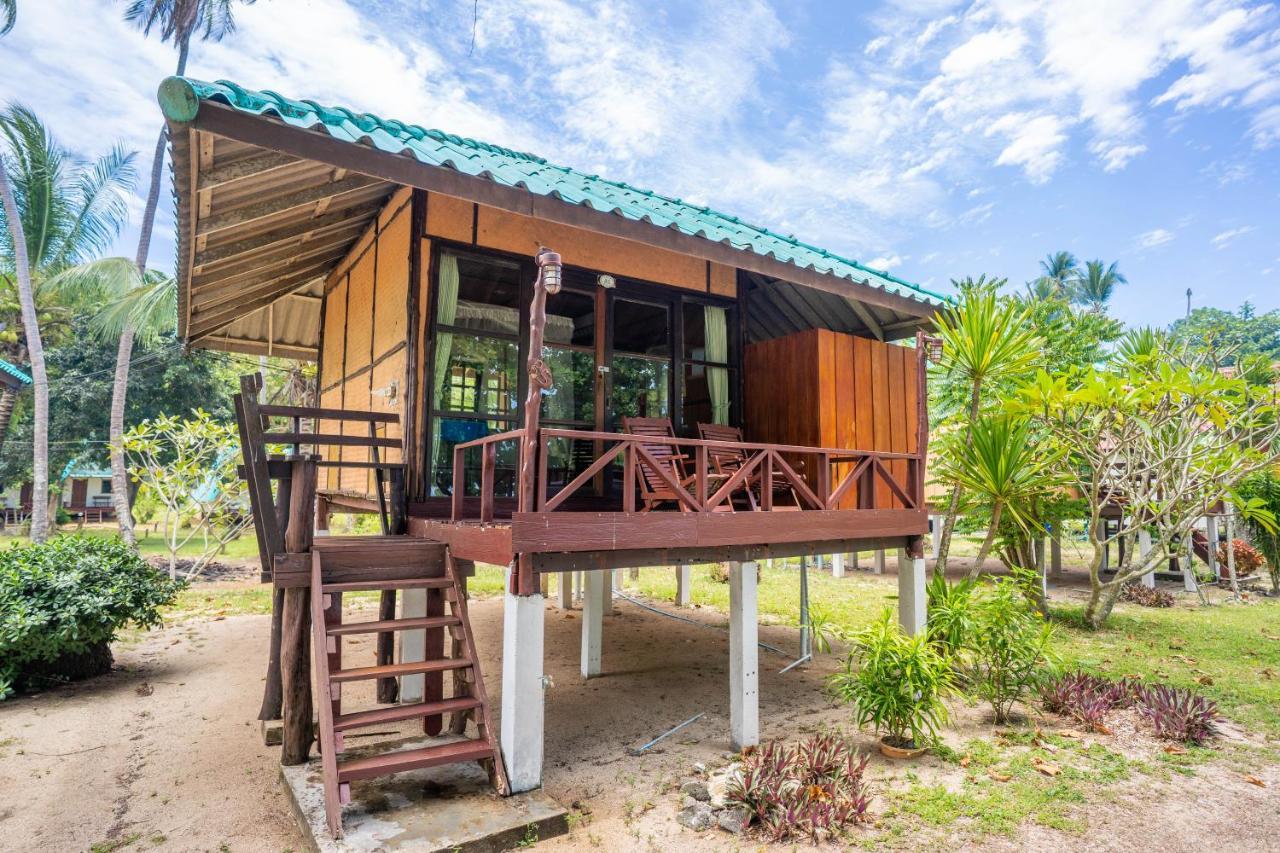 Libong Beach Resort Экстерьер фото