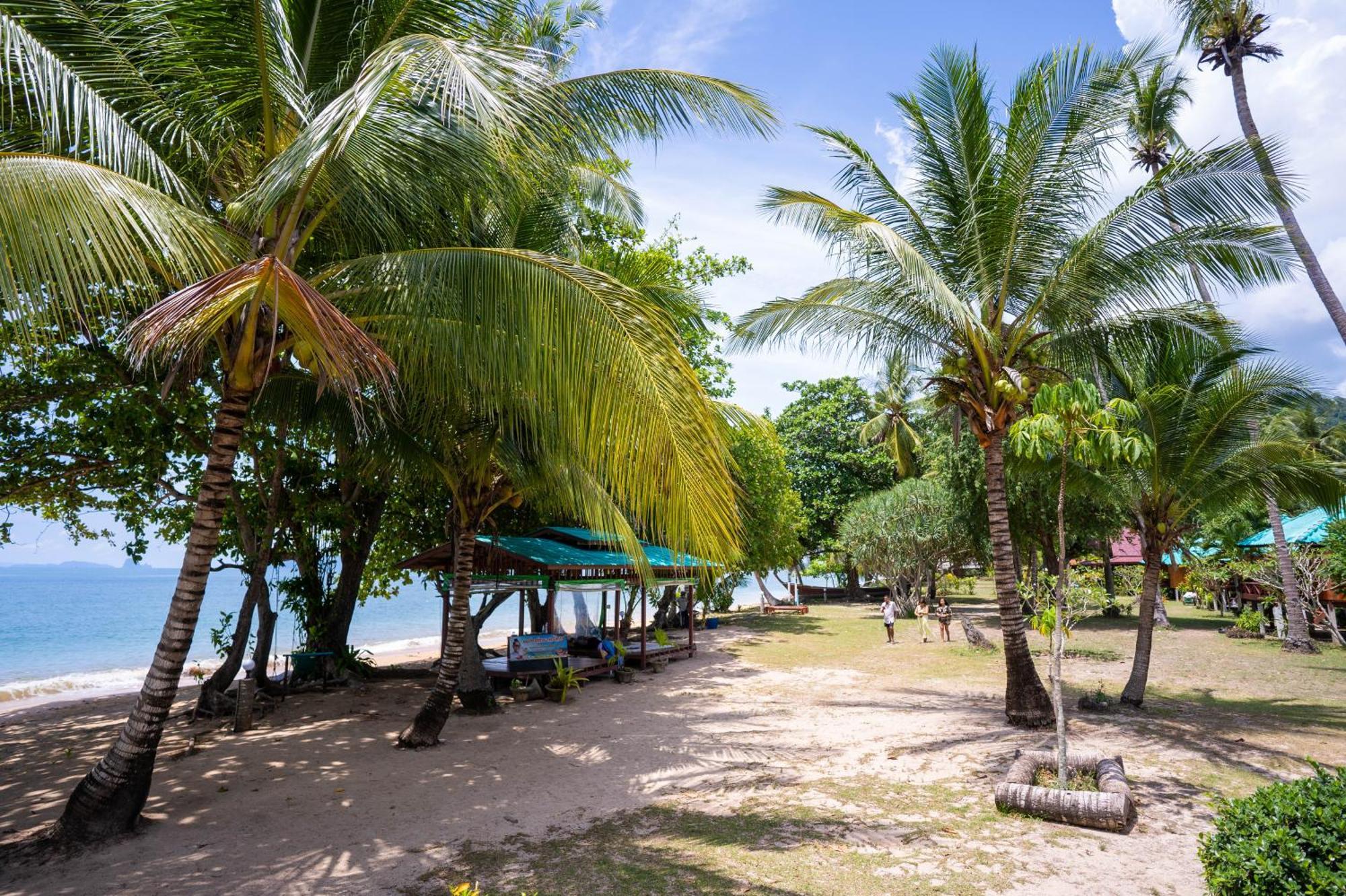 Libong Beach Resort Экстерьер фото