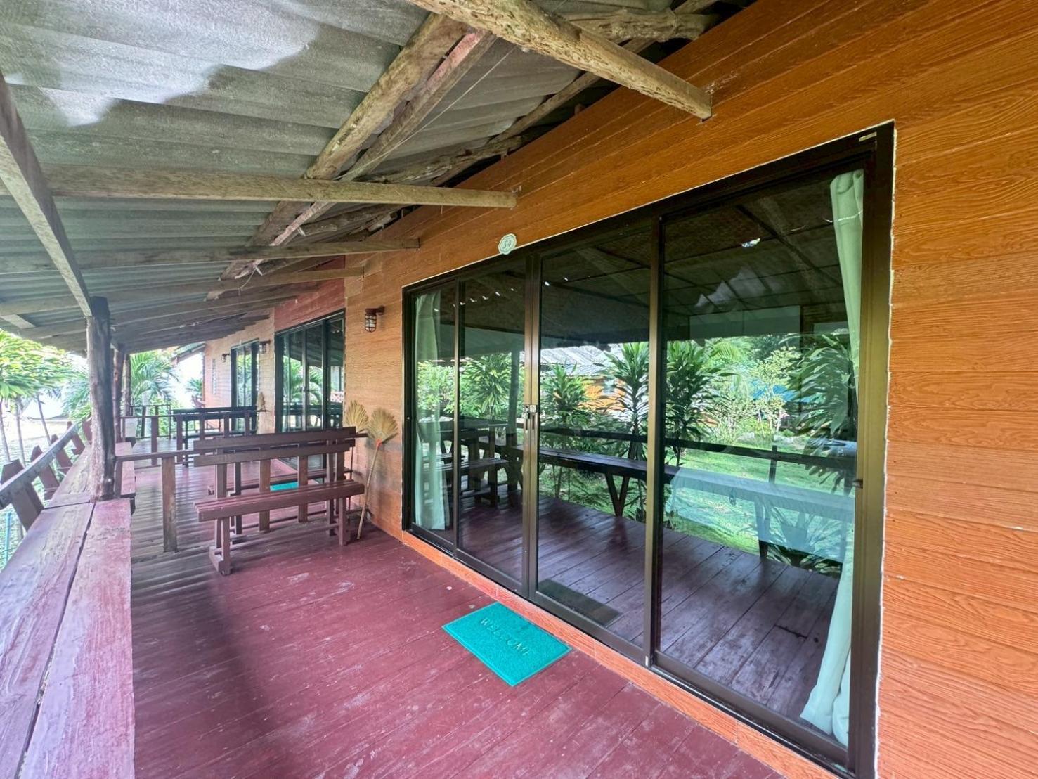 Libong Beach Resort Экстерьер фото